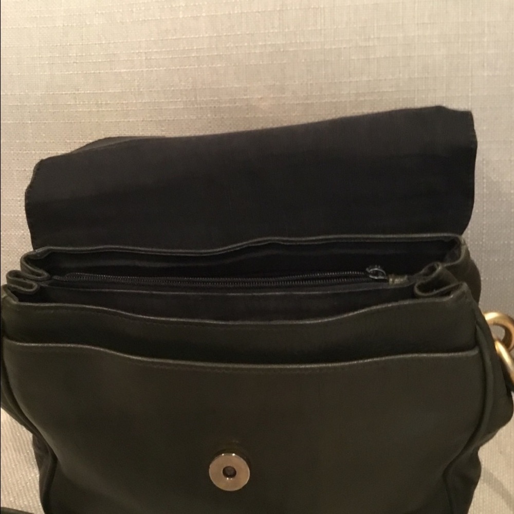 Croc Embossed Dark Olive Leather Bag - Picture 4 of 7